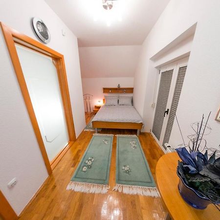 Holiday Home Villa Sara Bihac Exterior photo