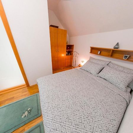 Holiday Home Villa Sara Bihac Exterior photo